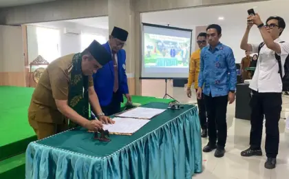 Anwar Hafid Guru Tua