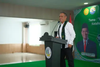 Menteri Pertanian Batal ke UNISA Palu
